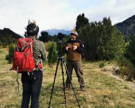 Académico Ph. D. Cristóbal Pizarro e investigadores del LEA levantan material audiovisual durante gira de estudios en Reserva Nacional Futaleufú