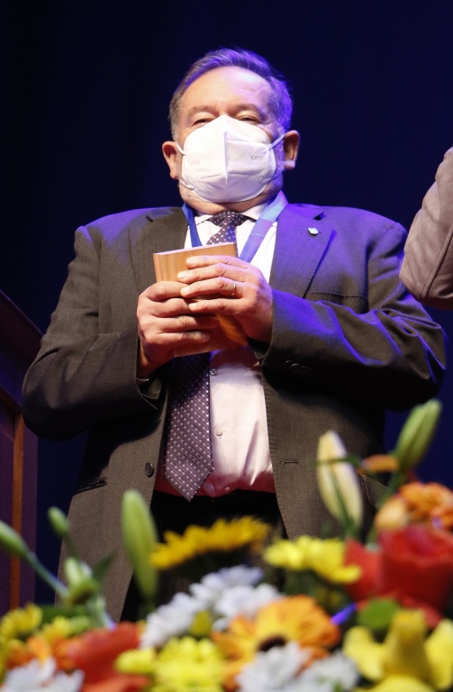decano Manuel Sanchez 03