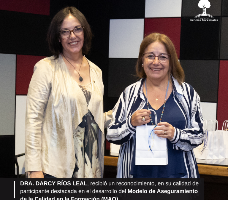 Dr. Darcy Ríos Leal, recibió un reconocimiento, en su calidad de participante destacada en el desarrollo del Modelo de Aseguramiento de la Calidad en la Formación (MAQ)