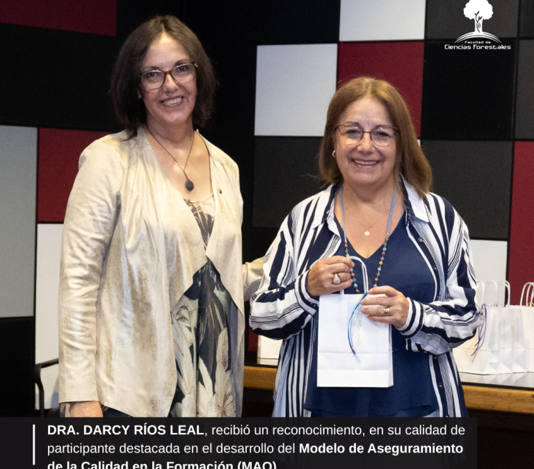 Dr. Darcy Ríos Leal, recibió un reconocimiento, en su calidad de participante destacada en el desarrollo del Modelo de Aseguramiento de la Calidad en la Formación (MAQ)